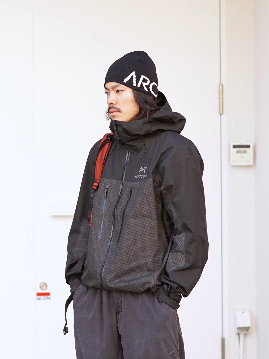 ARC'TERYX】ハイエンドなシェルジャケット 防水性、防風性、通気性に
