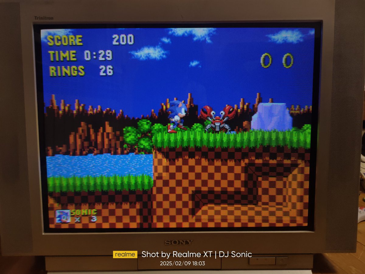 DJSonicofficia1's tweet photo. #sony #trinitron KV-29FX30e #sega #md #japan #sonic #rgb #retro #game Made in Spain to 2003 years https://t.co/d2xl18ox9F