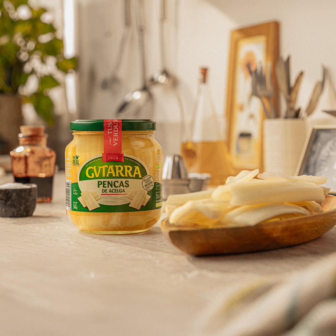 La joya versátil de la cocina: ¡la penca de acelga! 🌿

Tierna, sabrosa y súper nutritiva, es la reina de los guisos, lasañas y tortillas.

Un básico en tu cocina que nunca pasa de moda. 🥬✨

#gvtarra #pencasdeacelga #cocinatradicional