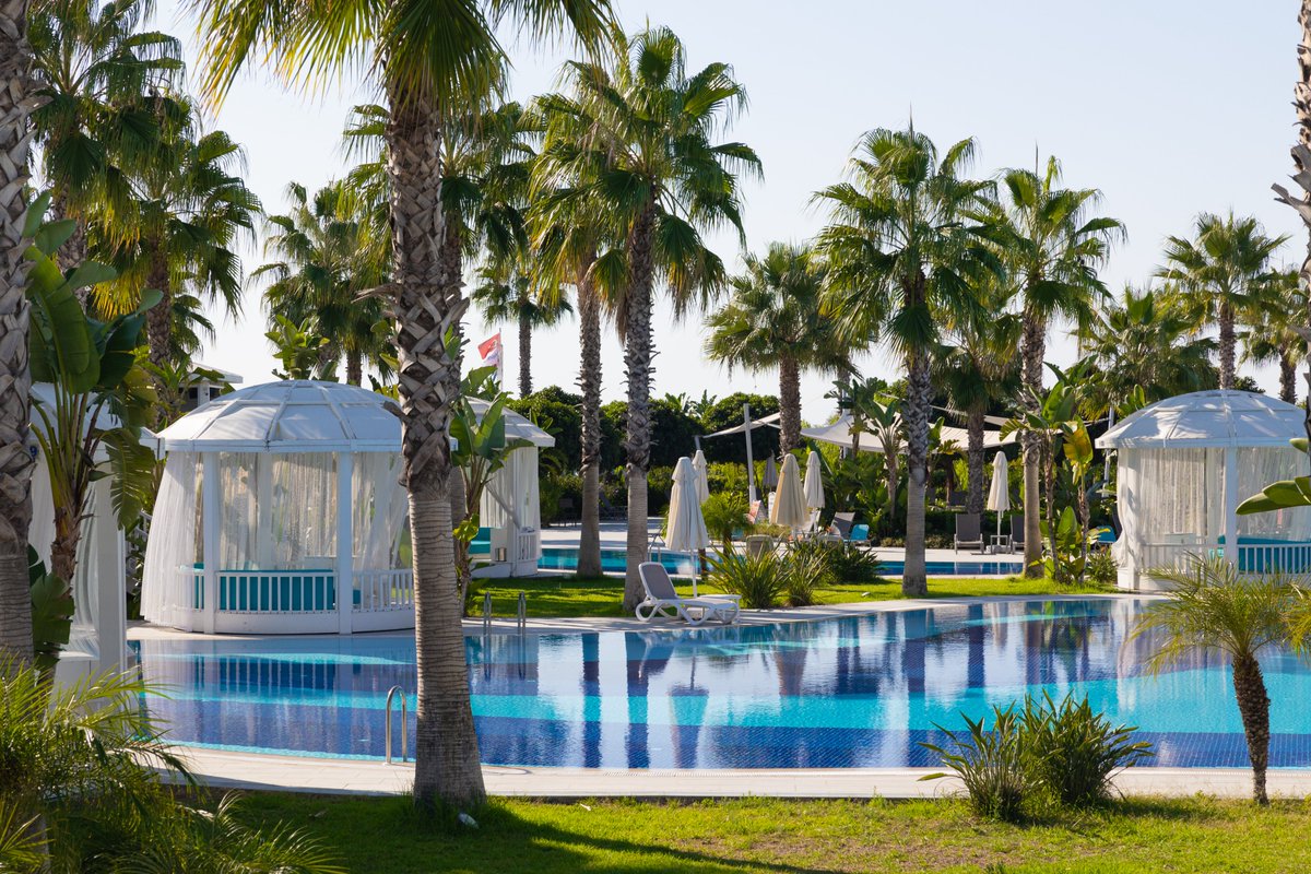 Her detayın özenle tasarlandığı Sueno Hotels Deluxe Belek.
~
Sueno Hotels Deluxe Belek, where every detail is carefully designed.