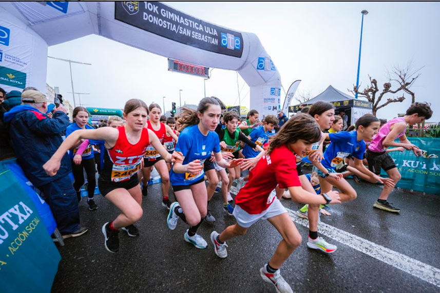 🏅 𝗩𝗮𝘆𝗮 𝗼𝗿𝗴𝘂𝗹𝗹𝗼 𝘀𝗲𝗿 𝗽𝗮𝘁𝗿𝗼𝗰𝗶𝗻𝗮𝗱𝗼𝗿 𝗽𝗿𝗶𝗻𝗰𝗶𝗽𝗮𝗹 𝗱𝗲 𝗹𝗮 𝟭𝟬𝗞 𝗚𝗶𝗺𝗻𝗮𝘀𝗶𝗮 𝗱𝗲 𝗨𝗹𝗶𝗮 

La 94ª edición de 𝗹𝗮 𝗰𝗮𝗿𝗿𝗲𝗿𝗮 𝗺á𝘀 𝗮𝗻𝘁𝗶𝗴𝘂𝗮 𝗱𝗲 𝗘𝘂𝗿𝗼𝗽𝗮 ha sido un éxito rotundo y en ATE nos sentimos profundamente emocionados/as