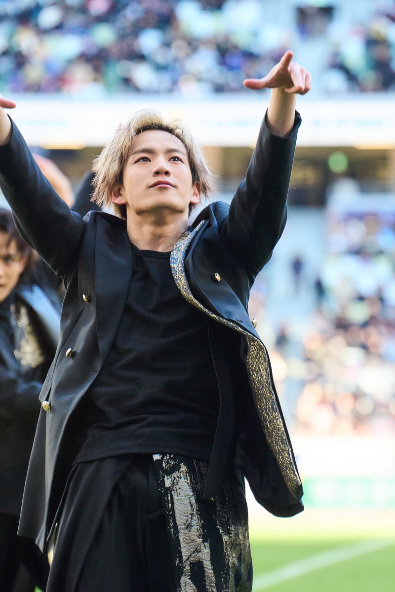 浦川翔平　SILVER RAIN 白背景 THE RAMPAGE OFFICIAL on X: 