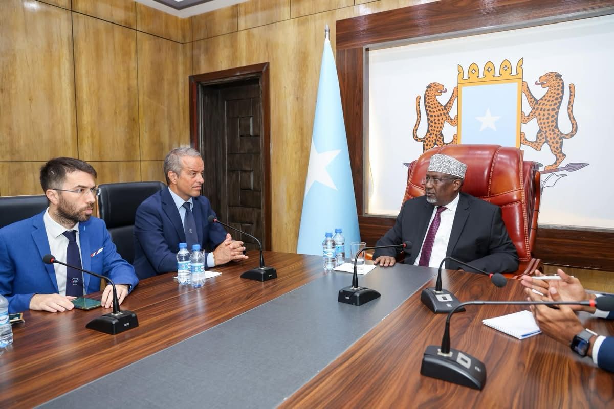 Italy in Somalia (@italyinsomalia) on Twitter photo Ambassador Daccò Coppi visited the Speaker of the House of People, H.E. <a href="/AadanMadobe/">Sheikh Adan Mohamed Nur Madobe</a>, to riaffirm and strengthen the historical ties between the two countries, also to fostering parliamentary friendship. Italy stands alongside Somalia in its efforts towards stability & prosperity Ambassador Daccò Coppi visited the Speaker of the House of People, H.E. <a href="/AadanMadobe/">Sheikh Adan Mohamed Nur Madobe</a>, to riaffirm and strengthen the historical ties between the two countries, also to fostering parliamentary friendship. Italy stands alongside Somalia in its efforts towards stability & prosperity