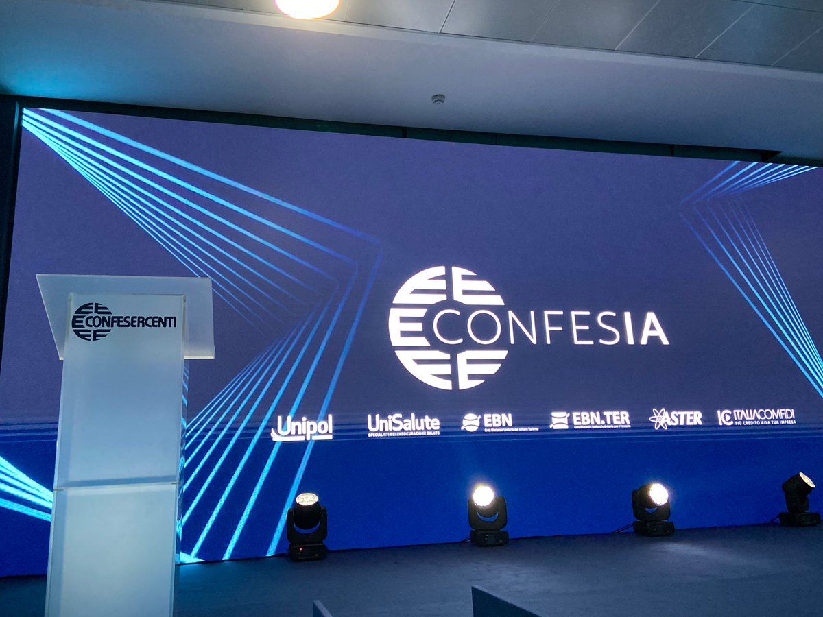 Confesercenti's tweet photo. ➡️ Al via a Napoli #CONFESIA, seminario di formazione per toccare con mano applicazioni e potenzialità dell’#IntelligenzaArtificiale, organizzato da #Confesercenti in collaborazione con #Microsoft e #VarGroup
⤵️ https://t.co/wm22U8lZOS https://t.co/BE5L0p2kOP