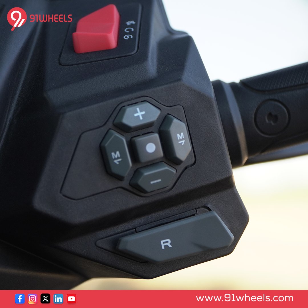 91wheels's tweet image. The updated Simple One Electric Scooter is here, and we've had the chance to ride it! Our full review will go live tomorrow, but until then, do let us know your thoughts on it.
.
.
.
#simpledot #ElectricScooter #EVScooter #SimpleOne, #ElectricScooter #91wheels