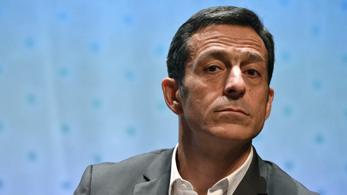 ojim_france's tweet photo. 🔴Martin Ajdari, nommé par Emmanuel Macron à la présidence de l'ARCOM, a été condamné en 2020 pour l'attribution de 57 contrats (se chiffrant à plusieurs dizaines de millions d’euros) passés sans appel d’offres par @FranceTV lorsqu'il en était directeur délégué aux finances. https://t.co/MJMGS4vsQs