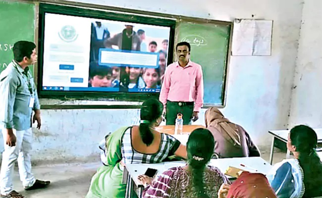 eenaduepratibha's tweet image. విద్యా ఉద్యోగ సమాచారం (TG):  ఇక సాంకేతిక బోధన!
#educationinformation #DigitalTeaching #epratibha #eenaduepratibha
courses.epratibha.net/courses/158/co…