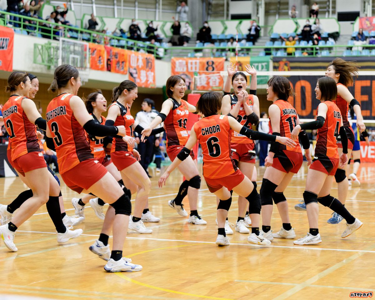 pyorosancamera's tweet photo. 本日はヴィアティン三重🦁
2/8•9 西野公園体育館のお写真です📸

たくさんありますのでインスタグラムへ投稿していきます👍
宜しければお越し下さい🙏🏻

https://t.co/BwJqwD06Tb

#ヴィアティン三重女子バレーボール #バレーボール部 #ヴィアティン三重 #volleyball #バレーボール https://t.co/jqsNp8sffj