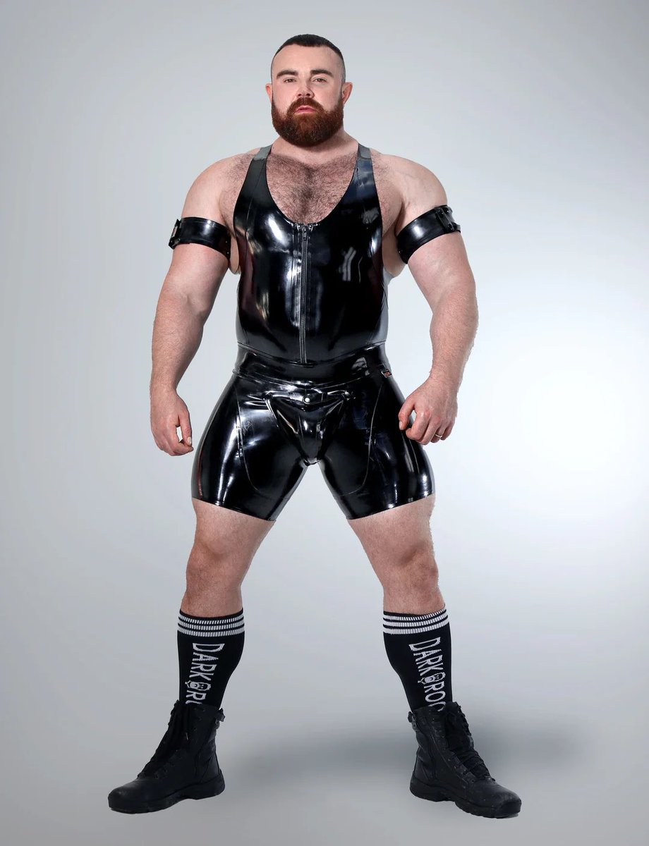 Your chance to get this full look now 😈🖤 <a href="/DarkRoomBrand/">Dark Room Brand</a> x <a href="/JACKlondongear/">JACKXXX</a> ASS OUT! 

darkroomcollection.com/collections/da…