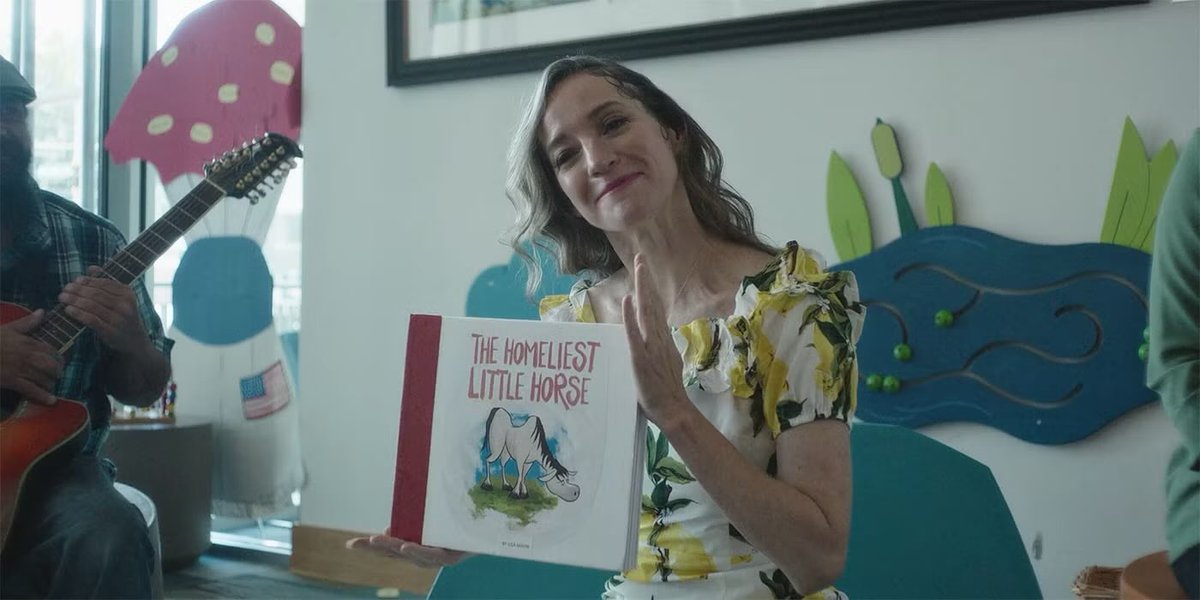 MathieuAjan's tweet image. kendrick performance just reminded me of that atlanta episode where glover dedicated his existence to ruining that airport employees life.