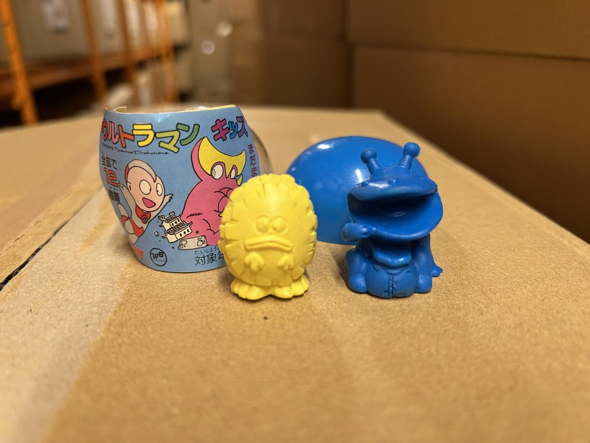 SAHRA消しゴム合宿 トミー ウルトラマンキッズ 消しゴム カプセル