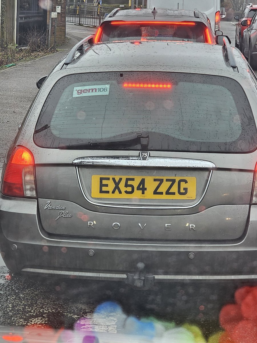 Gareth1980's tweet photo. Saw this up near Nottingham Saturday, is this a special one? I noticed the extra badge and know thats special but is it just a badge? Lmaoone for @sniffpetrol and @Carpervert i think 👍😀 https://t.co/y6RrFpKNXi