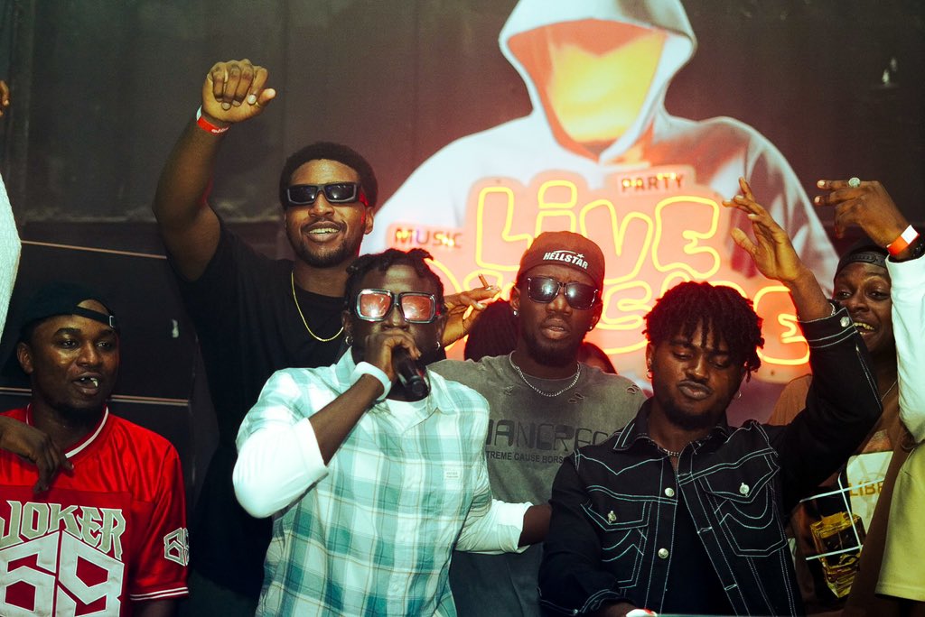 liveoutsideng's tweet photo. Held Lagos down last year 🔞

Tell a friend to tell a friend “LIVE OUTSIDE” is back !!!!! 22nd of February  💃🕺

🎟️Register now - https://t.co/bkVe0B6pje https://t.co/2Sdqbix3ES
