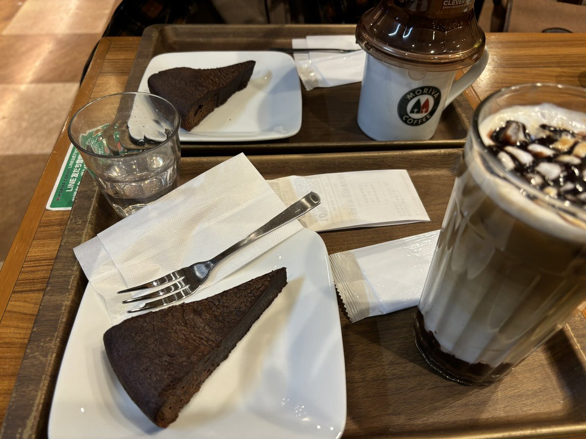 かのぢょとカフェに来ました
