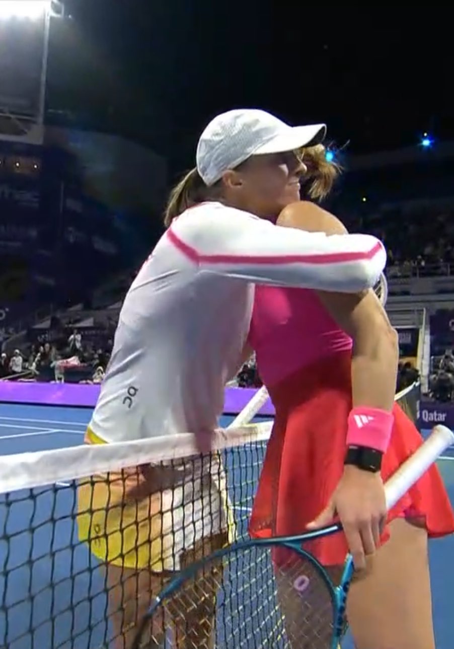 José Morgado on X: "3-time defending champ Iga Swiatek into the last 16 in Doha. 6-3, 6-2 on Maria Sakkari 24 consecutive sets for her in this event Even more dominant here