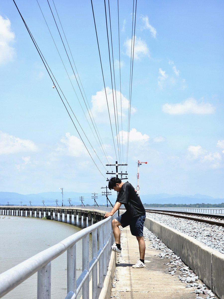 Chanathip12884's tweet photo. รอนาน เมื่อไหร่จะมีคนพาไปเสร็จสักที #หุ่นหมี #สระบุรี https://t.co/6g151pfvIt
