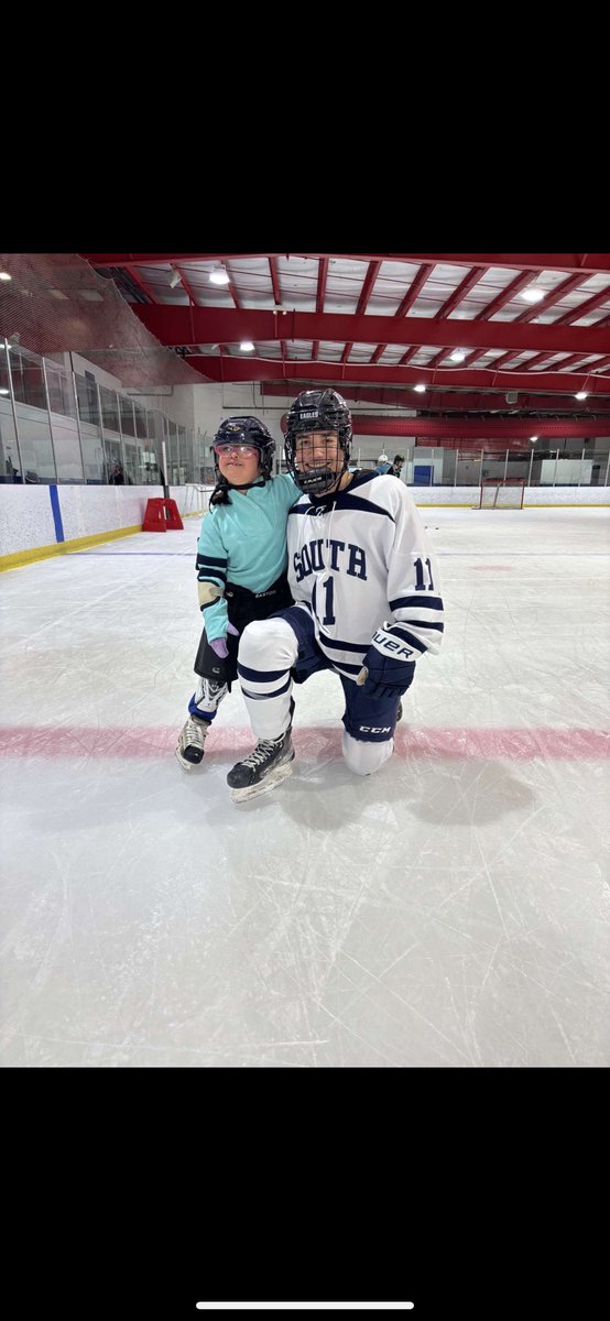 Yesterday we were fortunate to face the Brick Stars down in Howell to finish off the weekend. Congratulations Stars on the win! We’ll see you next year🏒