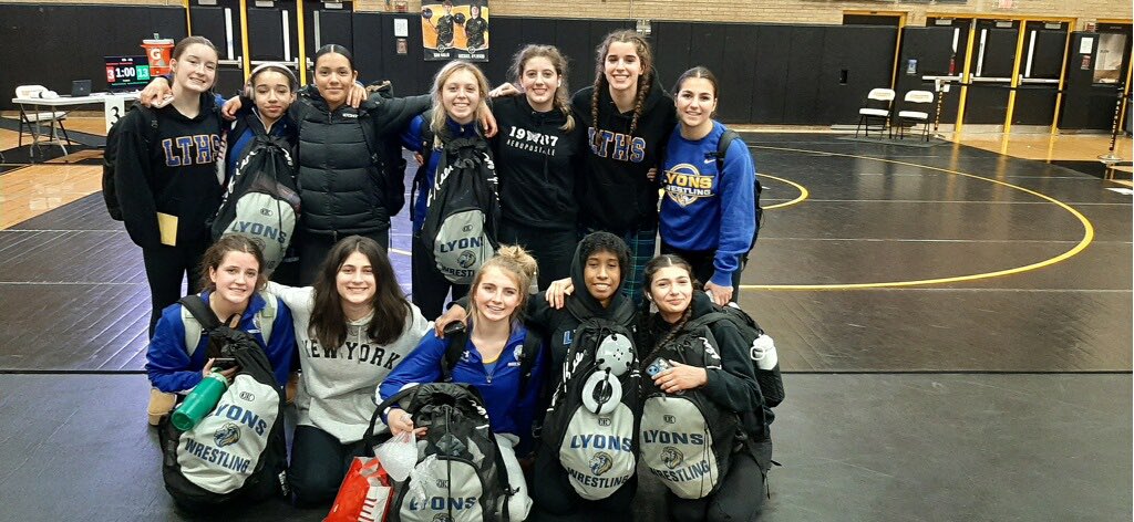 Congratulations to LTHS Sr. wrestler Avi Gonzalez who won the Hinsdale South IHSA Regional at 110 lbs! Avi qualified for the IHSA Sectional at Schaumburg. Other wrestlers competing:
Wickert-Harris 100
Uhler 115 
Brown 120
Evans 125 
Sorice 130 
Turek 135 
Jackson 140