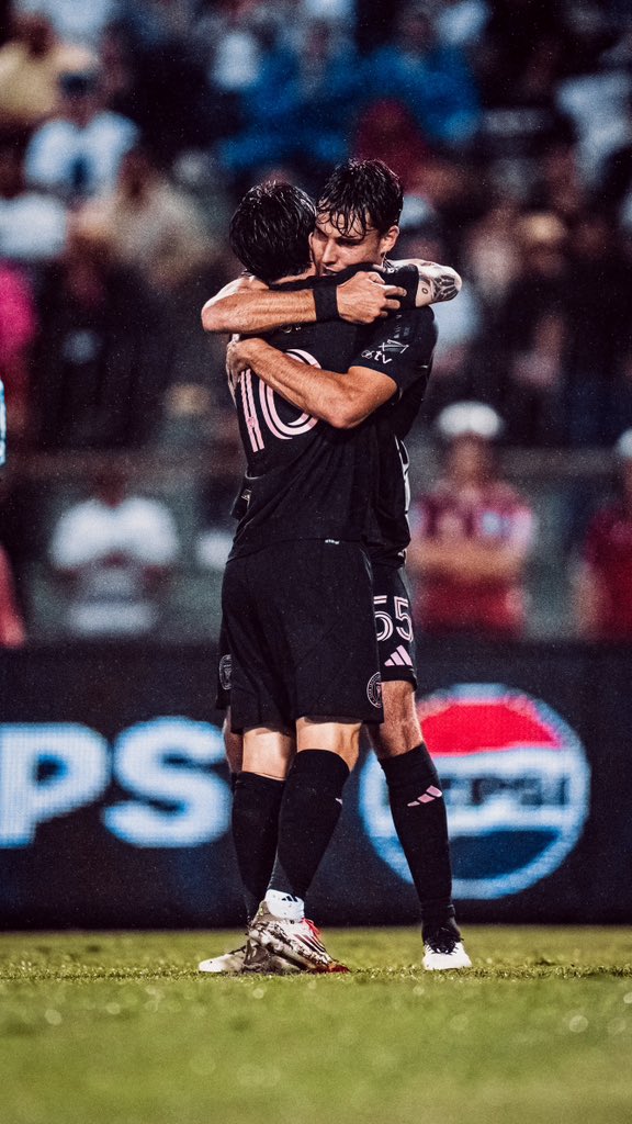 😁⚽️🫶🏽