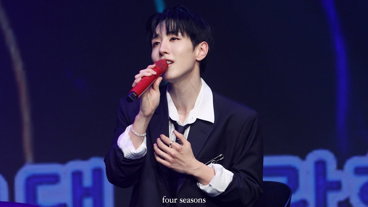 hj_fourseasons's tweet photo. 250208 SEVENUS：On Air Night with 희아라      

 영상 썸네일 모음🩷

#SEVENUS #세븐어스 #희재 #HEEJAE
@heeeeeejae94 https://t.co/MJkDe83TkX