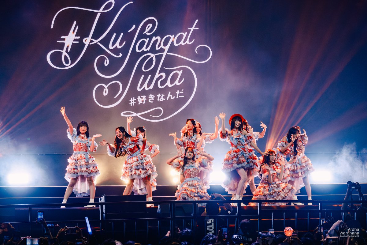 ArdhaWardhana22's tweet image. #KuSangatSuka 🥰 
#JKT48_26SingleMNG 
@F_FeniJKT48 @A_ChristyJKT48 @C_JessiJKT48 @A_FionyJKT48 @A_MutheJKT48 @Freya_JKT48 @A_GitaJKT48 @S_GraciaJKT48 @L_MarshaJKT48 @AU_LiaJKT48 @A_LuluJKT48 @C_OnielJKT48
JKT48 26th Single Personal Meet & Greet Festival (MNG) - ICE BSD
20250208