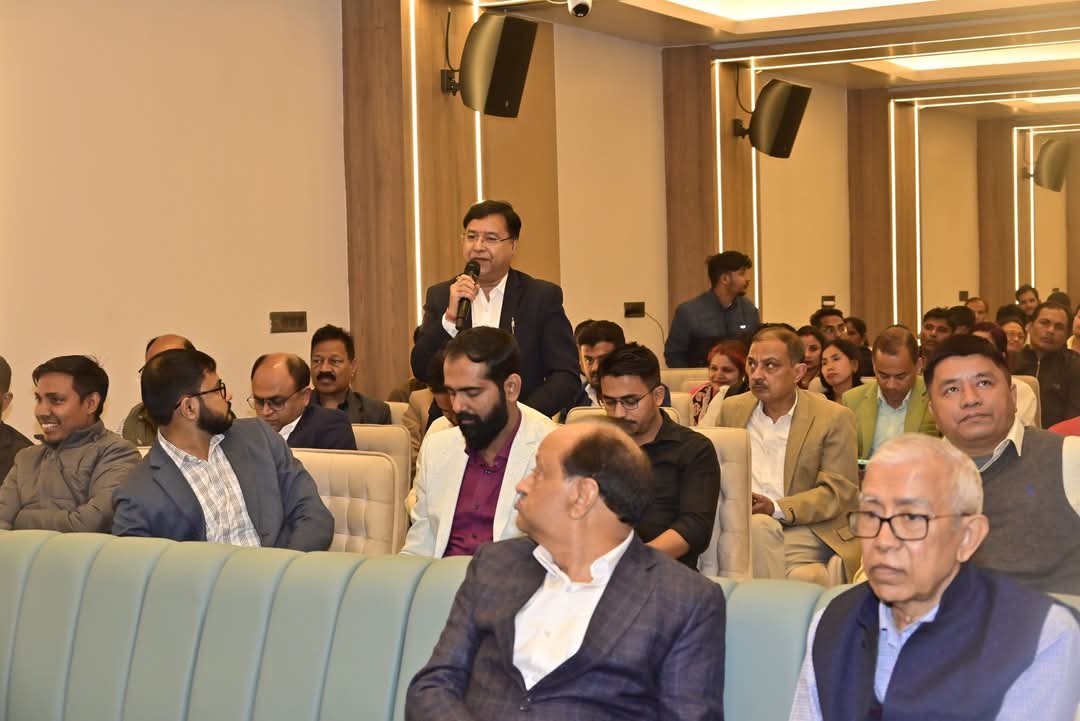 Attending the Workshop on #AdvantageAssam2 at 📍Silchar, Barak View Residency Hotel, with esteemed delegates from various industries. 

In presence of esteemed Guardian Minister of Cachar Shri <a href="/jayanta_malla/">Jayanta Mallabaruah</a> Ji , my Collegue Minister  Shri <a href="/iKaushikRai/">Kaushik Rai</a> Ji
 (1/3)