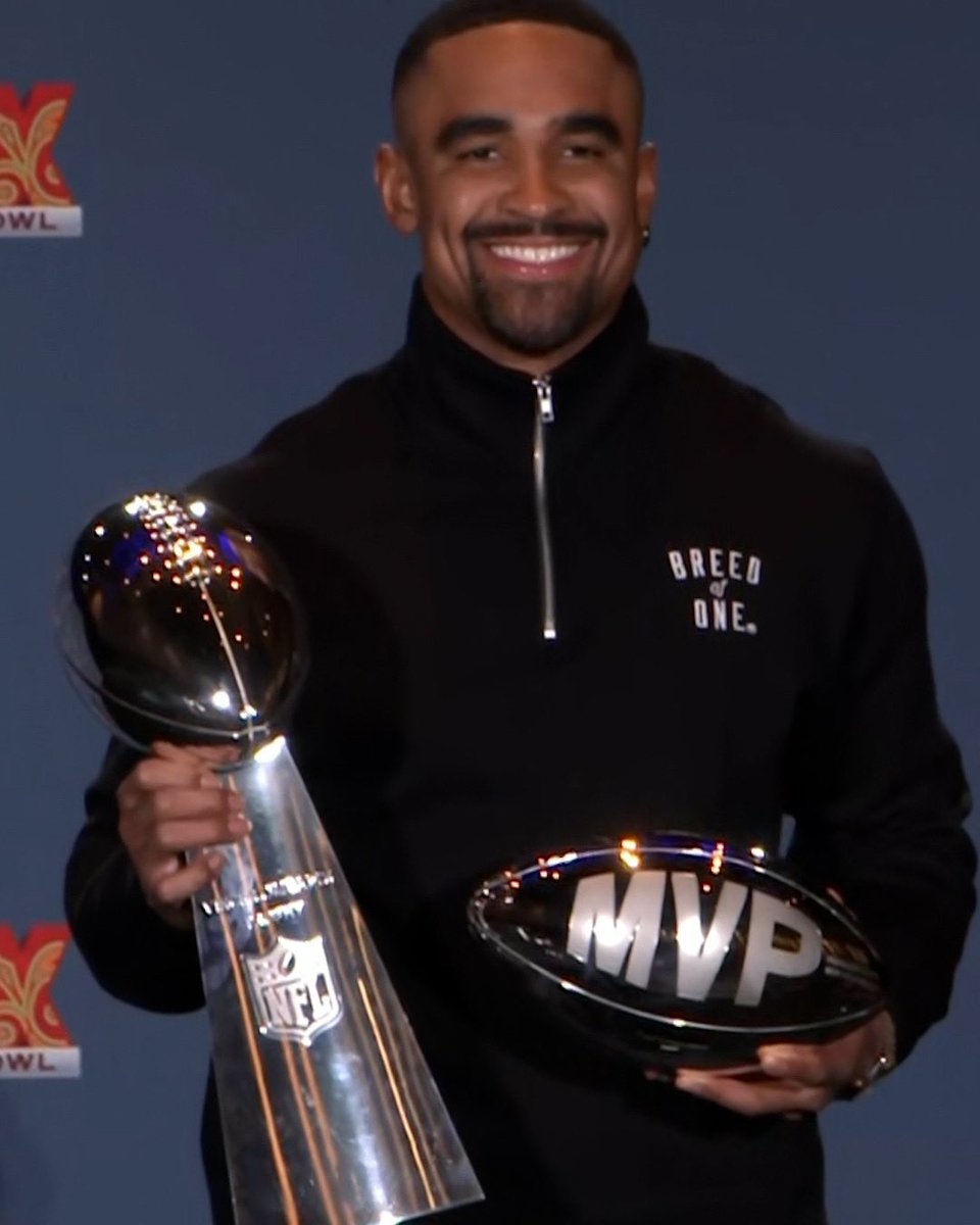 Now I’m trophied up 🏆

<a href="/JalenHurts/">Jalen Hurts</a> #SBLIX
