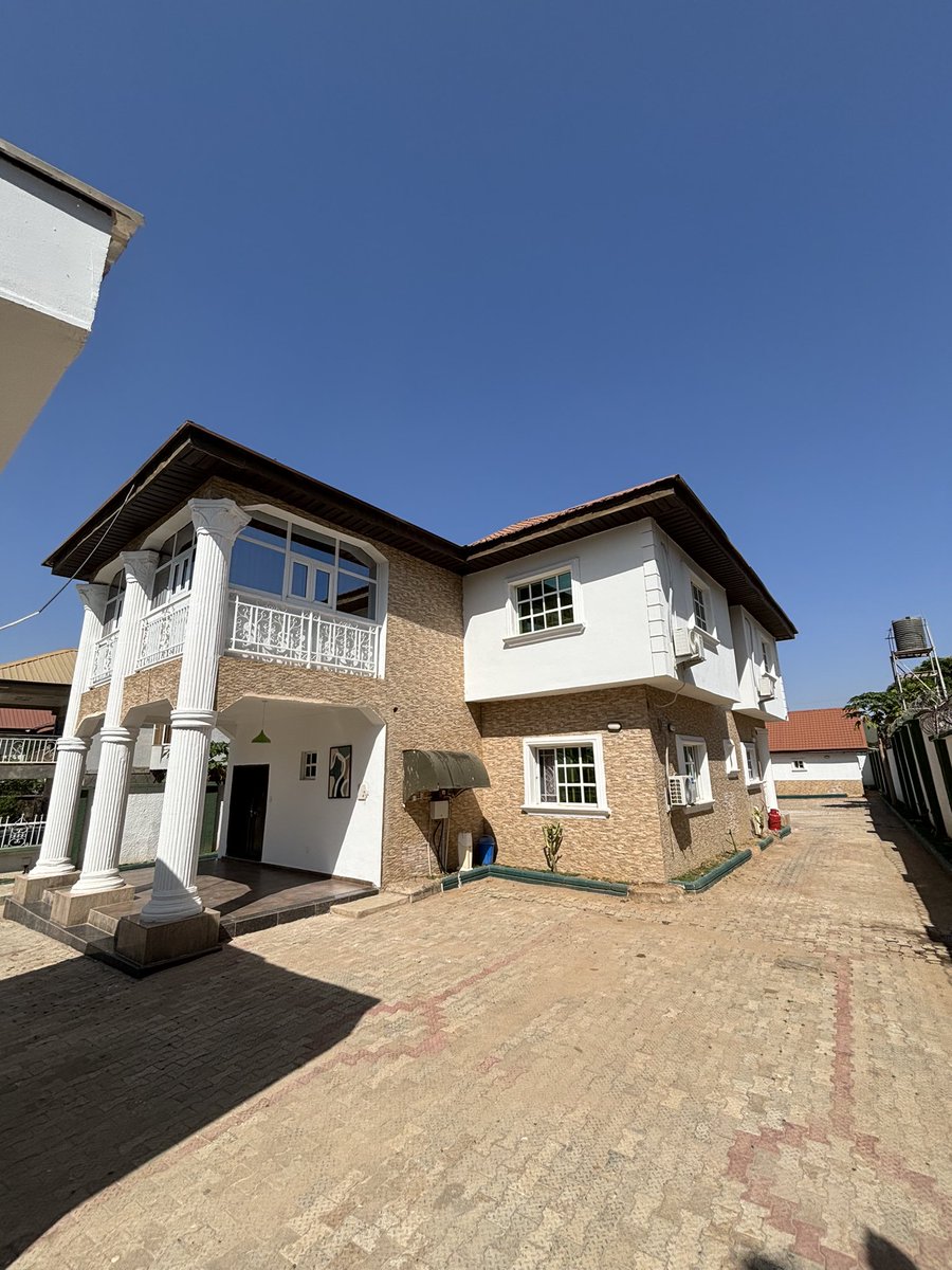 kactusapartment's tweet photo. Finding the perfect space to call home?
Check out these amazing room options at The Kactus Apartments. 
Want to make a reservation? Send us a DM now!
#thekactusapartments #airbnbhost #shortletabuja #airbnbinAbuja https://t.co/VXmCu7XAPb