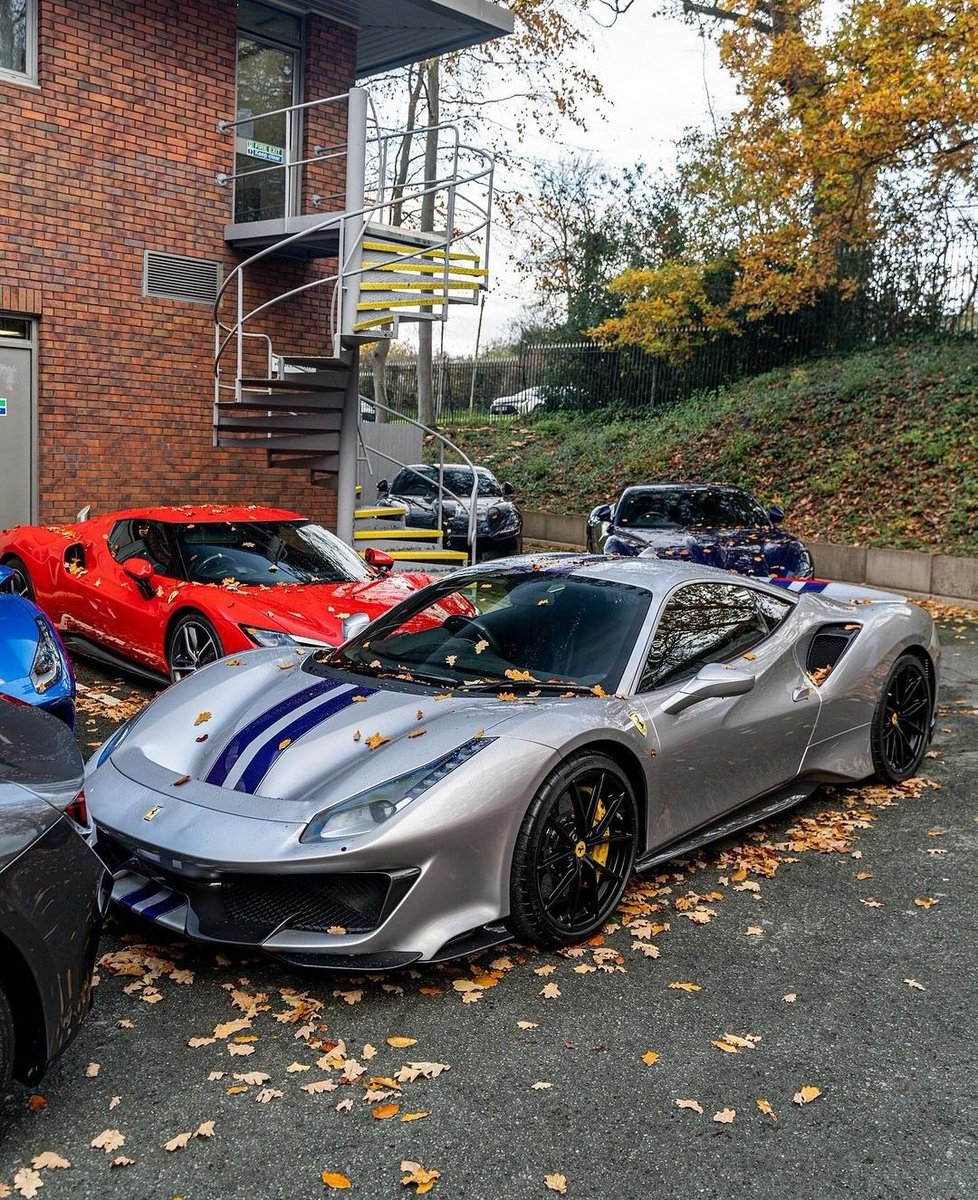 Ferrari 488 Pista