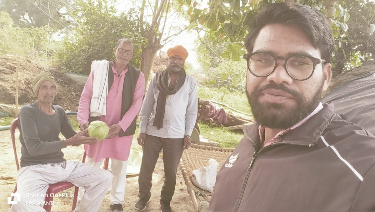 argal_prashant's tweet photo. आज गोहद में कई गांवों में सम्पर्क किया जिसमें बसपा विधानसभा , विधानसभा सचिव ज्ञानसिंह खन्ना जी साथ रहे
@AnandAkash_BSP @ramjigautambsp
@PippalRamakant @JiyalaalA53557 @Ravindra_Jatav9 @bspsocialmedi @BSP4MP_                
            प्रशांत अर्गल
    विधानसभा अध्यक्ष गोहद बसपा https://t.co/Lq6KrTfFGE