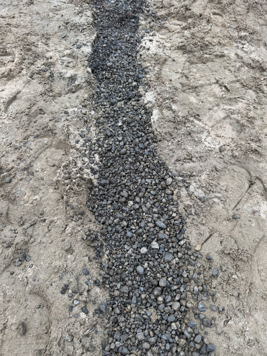 Some work done to the big fairway bunker on the 3rd removing and placing the drainage pipe, we have replaced this pipe as it was ineffective due to it been snapped as shown in the image, it has been replaced and covered the bunker remains blue posted until more sand is added. ⛳️