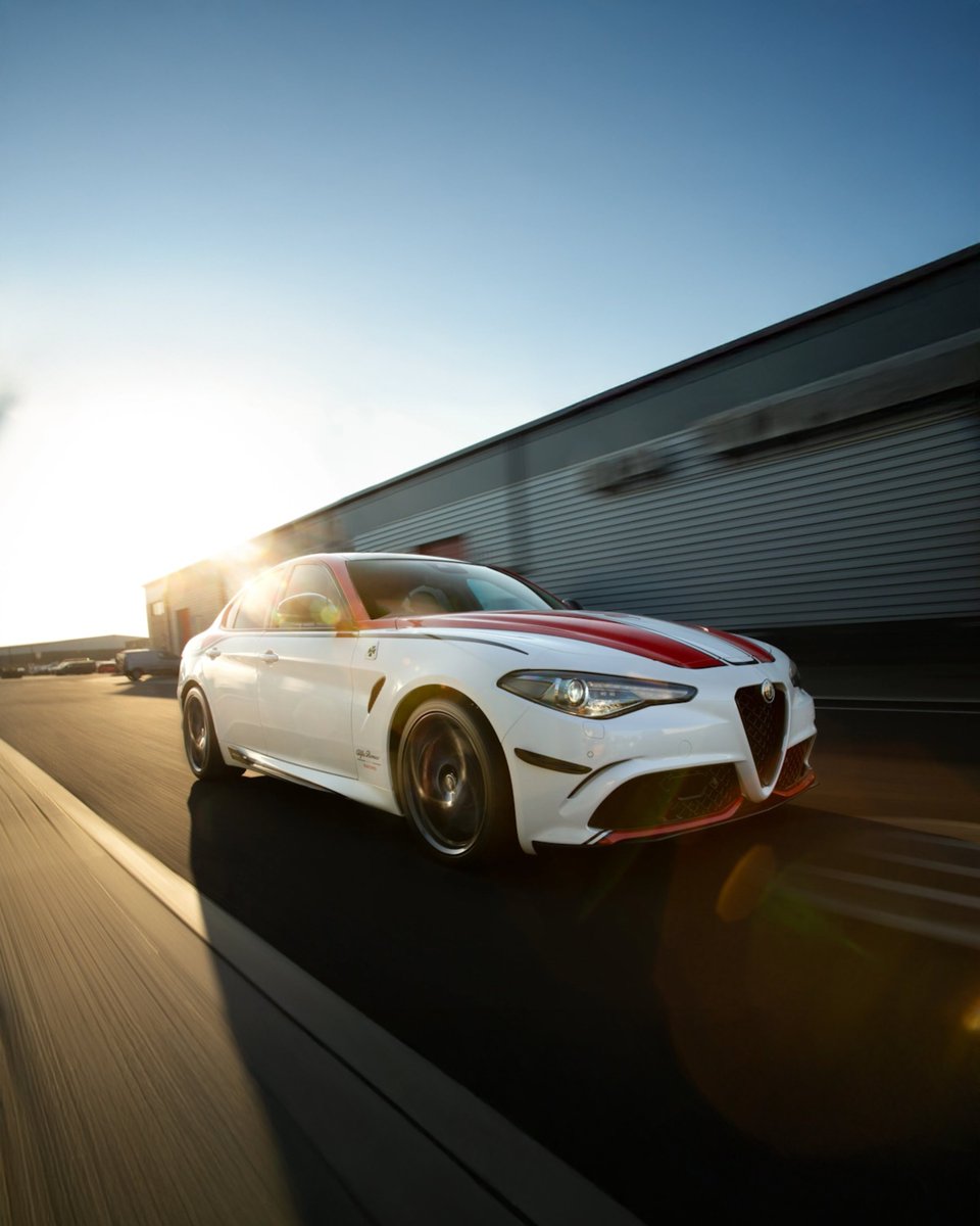 The E39 M5, 400bhp, a manual gearbox, and peak BMW engineering. 

This 26k-mile example is now live in an auction powered by @carhunaplatform.

Or, if you’re after a different four-door weapon, check the Carhuna classifieds.

The ultimate super saloon awaits.