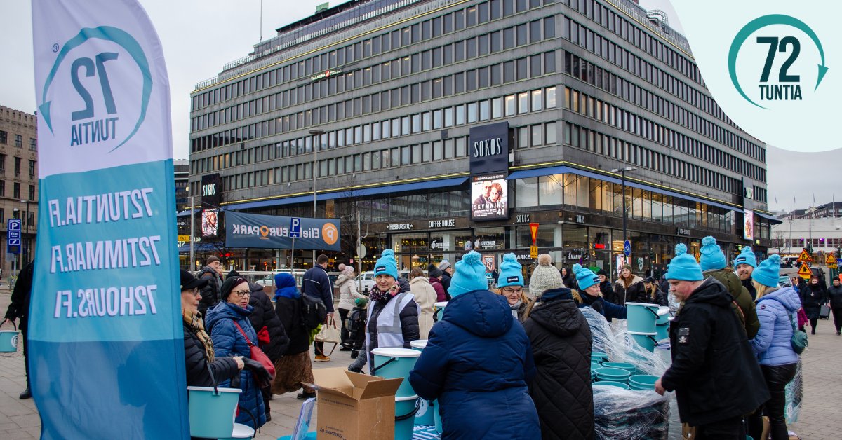 72tuntia (@72tuntia) on Twitter photo Jaoimme Varautumispäivän kunniaksi Rautatientorilla 1 000 ämpäriä! 🪣
Jos ämpäri jäi saamatta, voit hankkia omasi mm. kodintarvikeliikkeistä tai puhdistaa jo olemassa olevan ämpärin.
Mukana <a href="/HVK_uutiset/">Huoltovarmuuskeskus (HVK)</a>, <a href="/suomenvesi/">Vesilaitosyhdistys</a> ja <a href="/SPEK_ry/">SPEK</a> 🤝
#varautuminen #72tuntia #varautumispäivä Jaoimme Varautumispäivän kunniaksi Rautatientorilla 1 000 ämpäriä! 🪣
Jos ämpäri jäi saamatta, voit hankkia omasi mm. kodintarvikeliikkeistä tai puhdistaa jo olemassa olevan ämpärin.
Mukana <a href="/HVK_uutiset/">Huoltovarmuuskeskus (HVK)</a>, <a href="/suomenvesi/">Vesilaitosyhdistys</a> ja <a href="/SPEK_ry/">SPEK</a> 🤝
#varautuminen #72tuntia #varautumispäivä