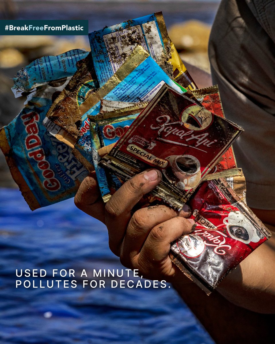 brkfreeplastic's tweet image. Sachet, a single-use pouch or packet, often made of plastic, are used across Asia to sell small portions of basic goods, are used for a brief moment, and tossed for disposal after. 

Learn about The Story of Sachets: breakfreefromplastic.org/the-story-of-s…

#sachet #notosingleuse