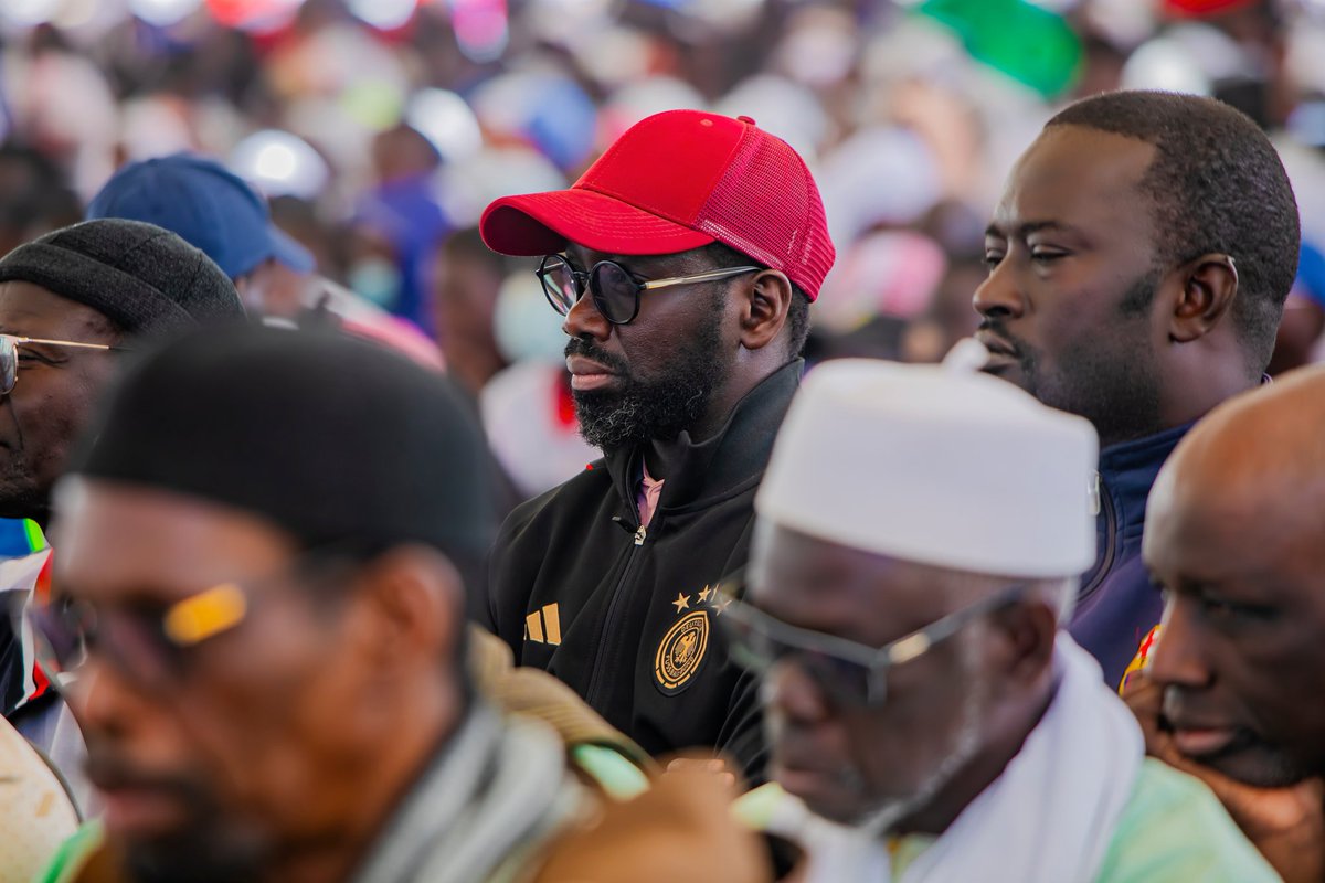 CheikhYoumPUR's tweet photo. 📍Marathon des femmes dévouées d'Al Mourchid (Ndiakhaté 1993 - Ndiakhaté 2025)

Gloire à Allah le Tout Puissant, 
Merci aux femmes dévouées d'Al Mourchid de nous avoir offert cette noble  occasion empreinte d'histoire et de spiritualité.
1/2 https://t.co/oDbtbtsNte