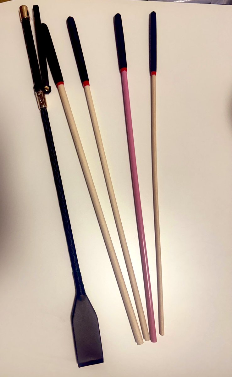 DM 
#시디 #ts #트랜스젠더 #쉬멜 #펨돔 #멜섭 #bdsm #스팽 #스팽키 #스팽커 #fd #ms #cd #거즈자위 #밀킹  #오프