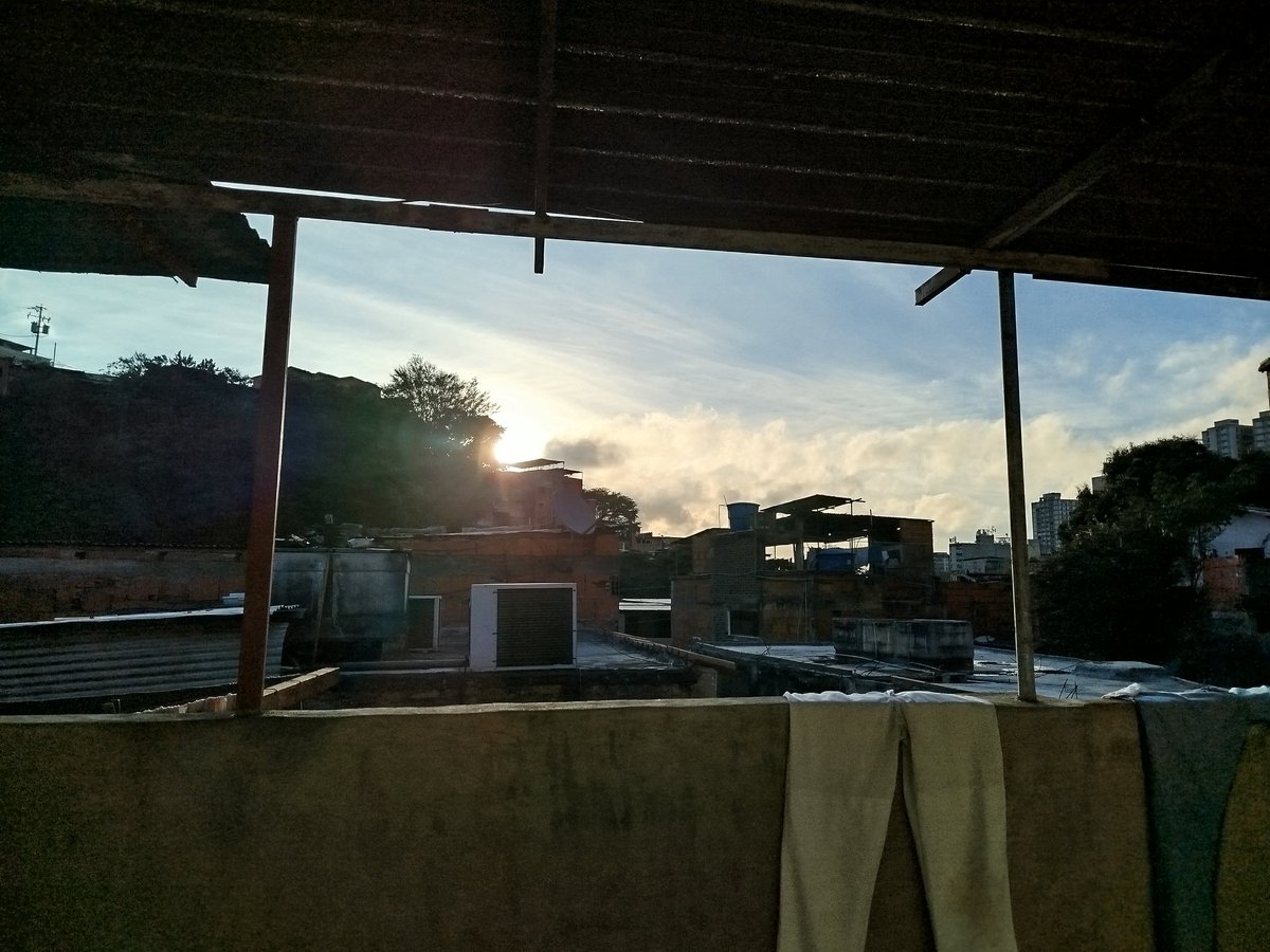 Joel Grela (@joelgrela) on Twitter photo La vista de un amanecer en cualquier barrio de nuestra Caracas hermosa!!!!
<a href="/meteoccs/">Clima Caracas ⛈️🌧️🌤️🇻🇪</a> <a href="/FMCENTER/">Traffic Center</a> <a href="/UNoticias/">Últimas Noticias</a> <a href="/ElUniversal/">El Universal</a> <a href="/traficocaracas/">@traficocaracas</a> <a href="/LaMega107/">La Mega 107.3 FM</a>
<a href="/RichardTorrealb/">Richard Torrealba</a> <a href="/victopiapio/">*Victor Medina*</a> @ La vista de un amanecer en cualquier barrio de nuestra Caracas hermosa!!!!
<a href="/meteoccs/">Clima Caracas ⛈️🌧️🌤️🇻🇪</a> <a href="/FMCENTER/">Traffic Center</a> <a href="/UNoticias/">Últimas Noticias</a> <a href="/ElUniversal/">El Universal</a> <a href="/traficocaracas/">@traficocaracas</a> <a href="/LaMega107/">La Mega 107.3 FM</a>
<a href="/RichardTorrealb/">Richard Torrealba</a> <a href="/victopiapio/">*Victor Medina*</a> @