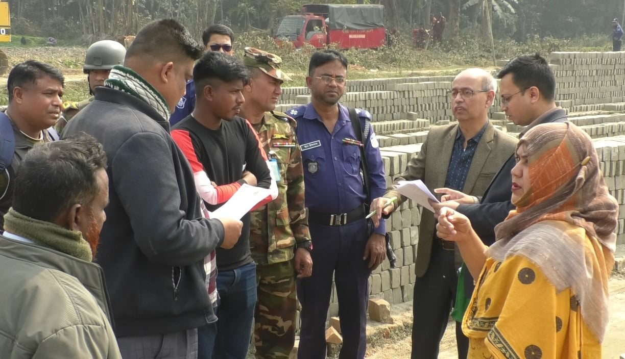 লাইসেন্স না থাকায় জামালপুরে ৪ ইটভাটায় জরিমানা