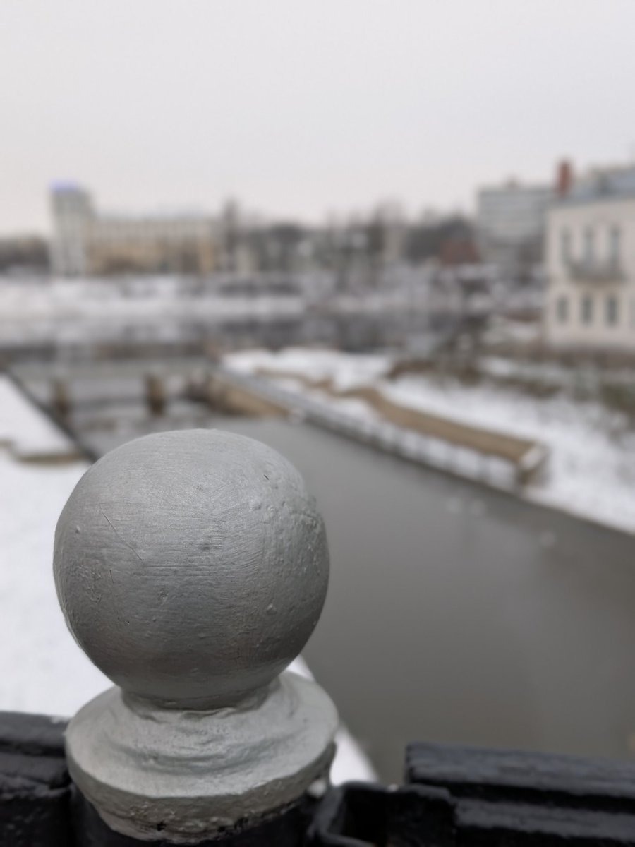 Lukian_777's tweet image. It&apos;s all about perspective shot on #Pixel9ProFold #teampixel by @madebygoogle