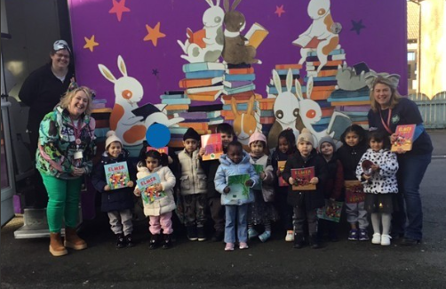 GPAPeterborough's tweet photo. Our pre-school children enjoyed a visit from the @Literacy_Trust story bus. They listened attentively to storytelling and were gifted an Elmer book and a activity bag! 🚌🐘📔

#growth #TDETAcademies https://t.co/UvyUOSerpA