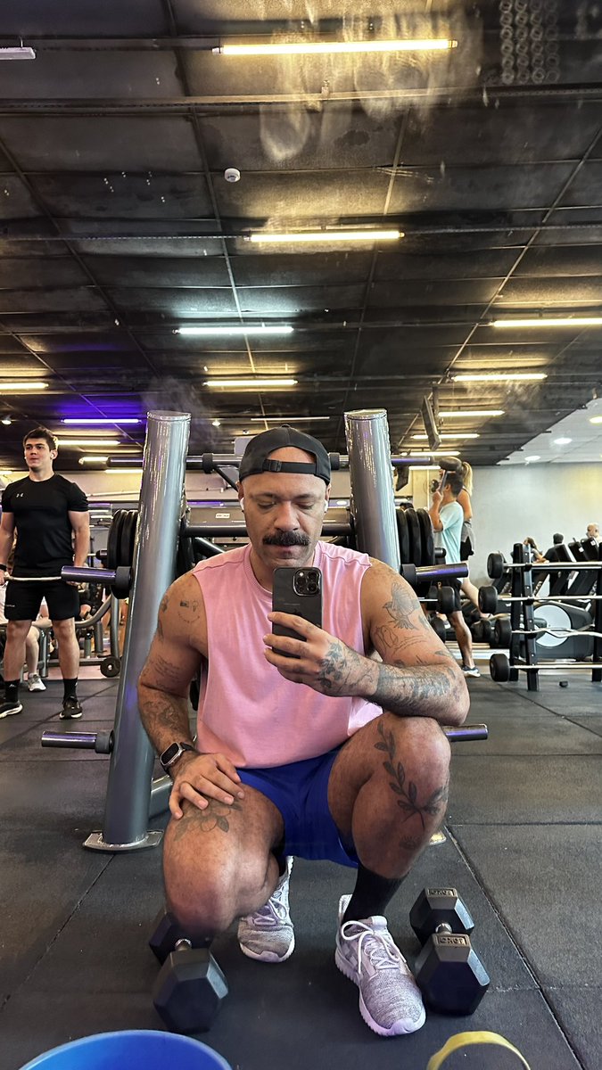 Wicked Witch of the West tweet media