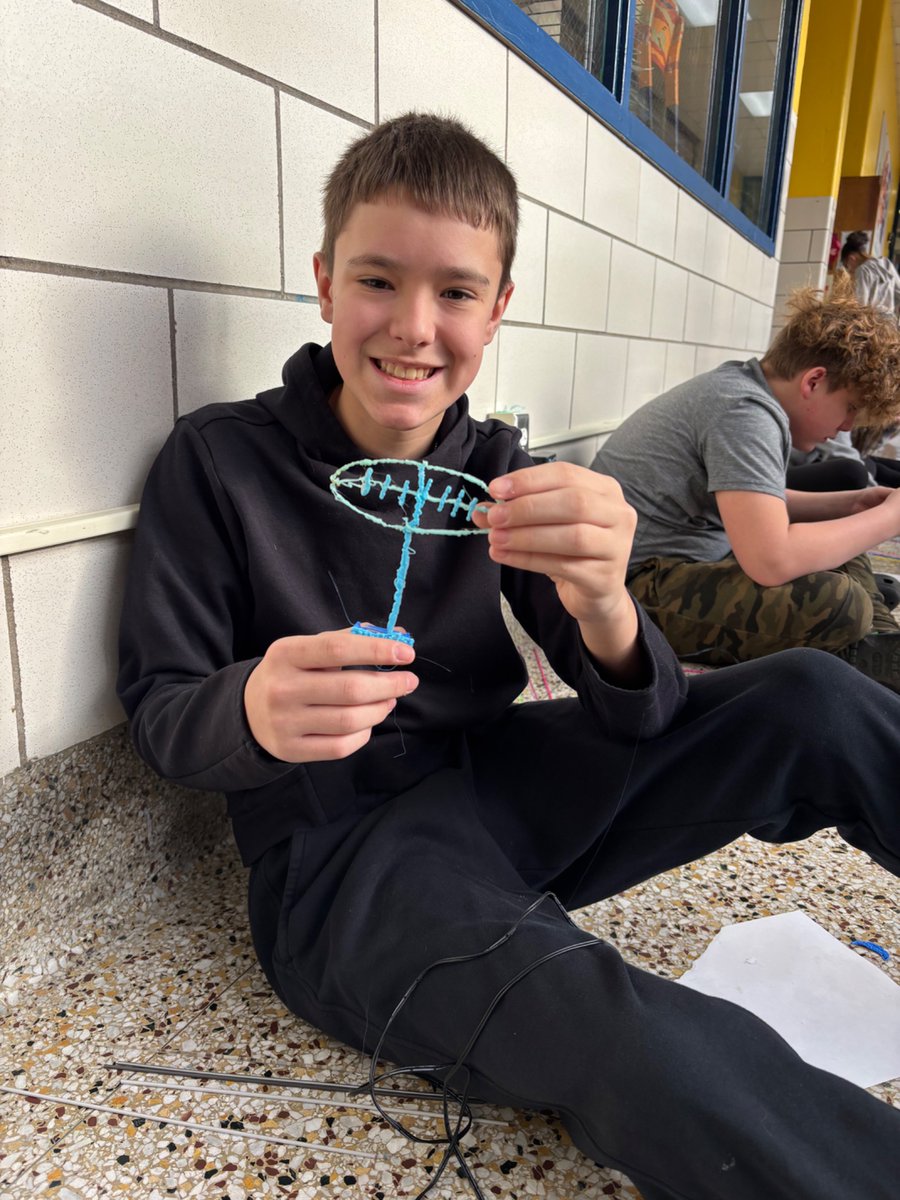 mrswachs's tweet image. Play IS serious learning and really the work of childhood &amp;amp; our @southallegheny kids are putting in OT. Check out some of their 3Doodler pen creations. Proud of this nonstop group. #FredMethod