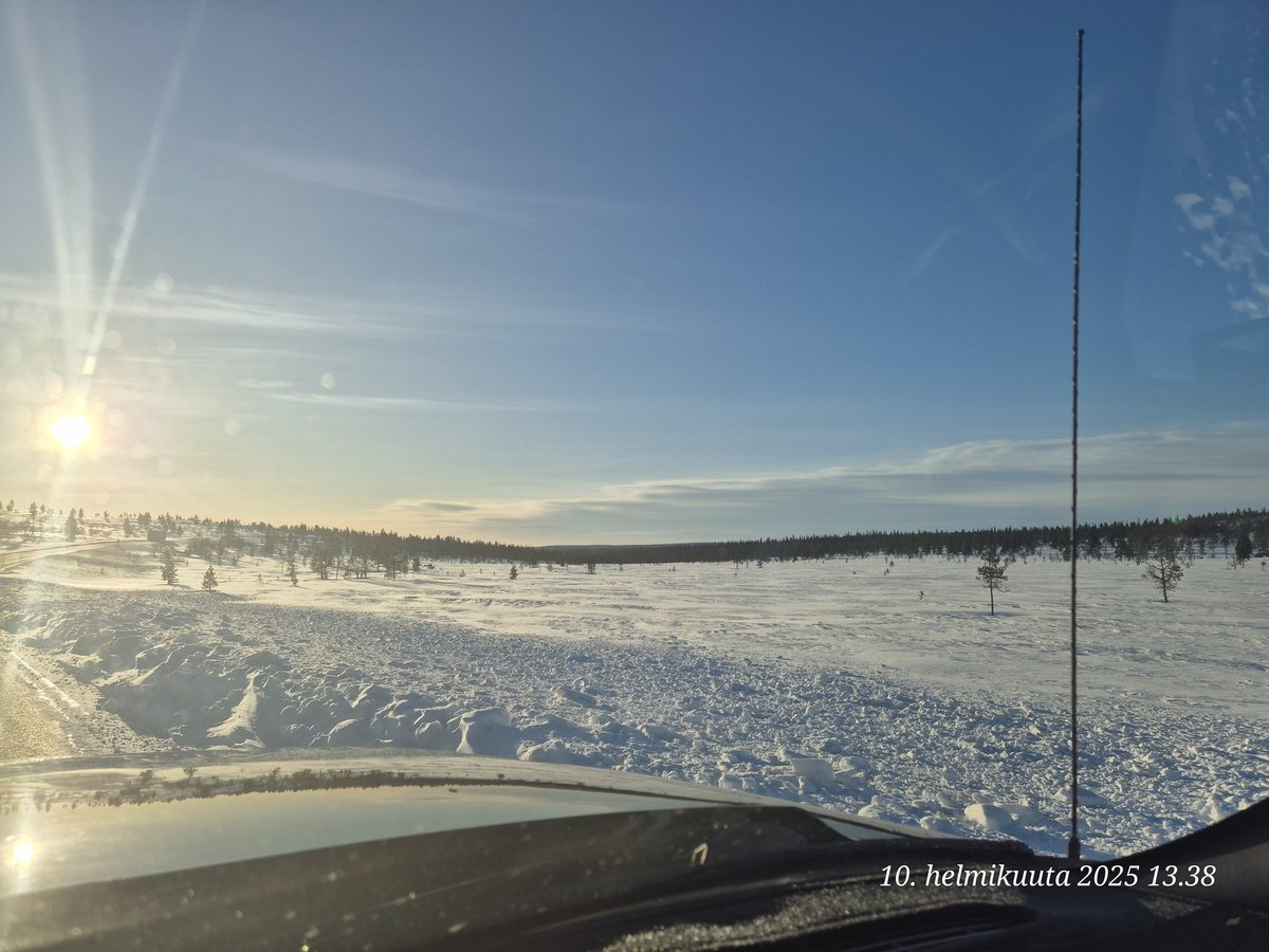 keski_e's tweet image. Kyllä talvi on hienoa aikaa! Helmikuu ja aurinko paistaa 😎🤘 #winterrules #ivalo