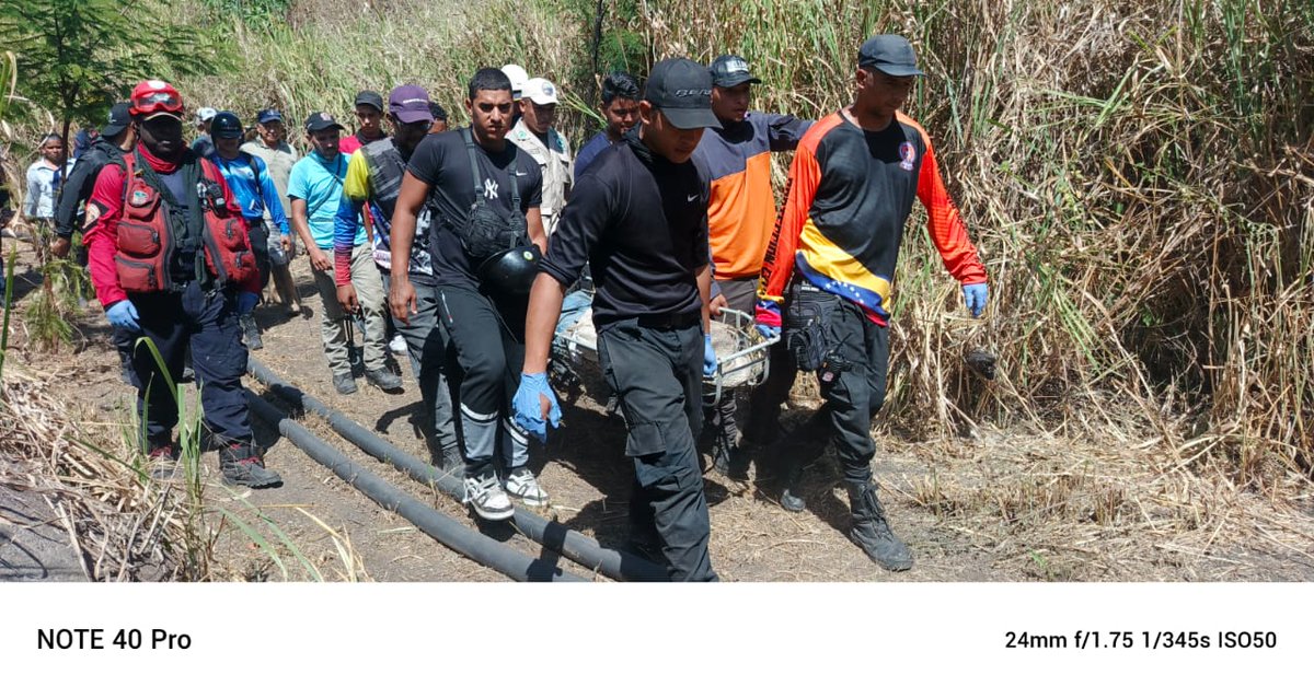 Forestales_13's tweet photo. #Operaciones Recuperación de Cuerpo en la Planada de Corral de Piedra Sector Captación La Neverita PN Henri Pittier ⛰️ #MBI @droopy171 @PCivil_Ve @Zoedanaraguapc @vol_aragua @VoluntarioxVzla https://t.co/dINBNqts6c