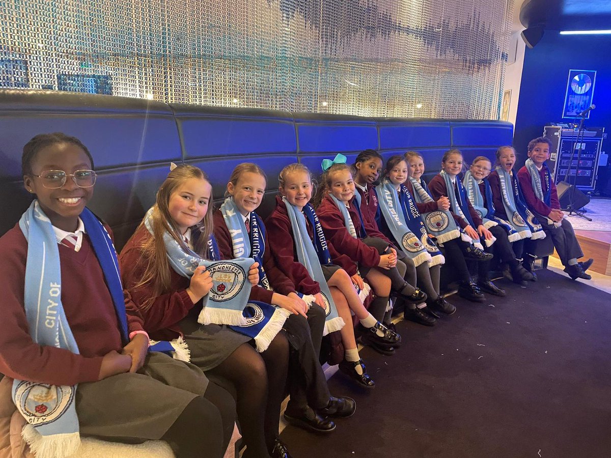 StAnnesRC1's tweet photo. Our school choir are wishing the best of luck for their next Champions League match tomorrow against Real Madrid. These pictures are from the last CL match at the Etihad where our choir sang for the delegates of Club Brugge 💙 https://t.co/29r2uqOgdM