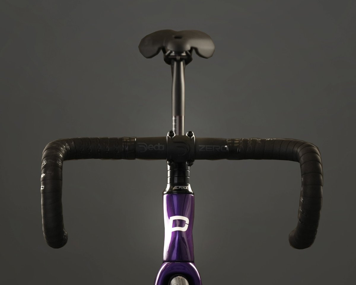 A classic. 🔥
.
.
#cycling #cyclinglife #cyclist #cyclingphotos #cyclingpics #cyclingapparel #cyclinglifestyle #cyclingculture #cyclingstyle #bicycle #bicycles #bicycling #bicycleporn #cyclingporn #cyclingshot #cyclingpassion  #dolanbikes #dolan #mydolan