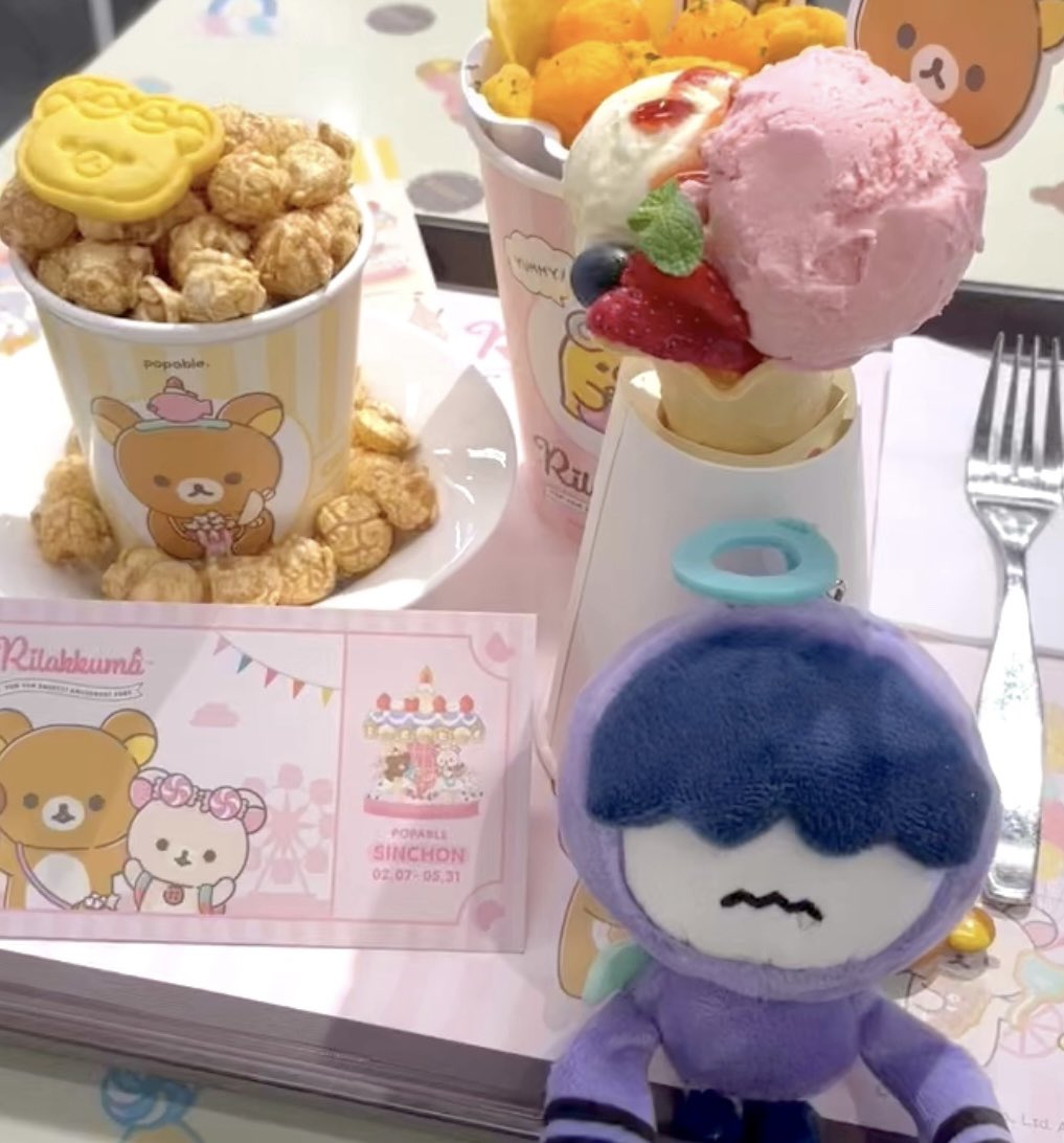 냐링이와 리락쿠마 카페 (=_=)♡