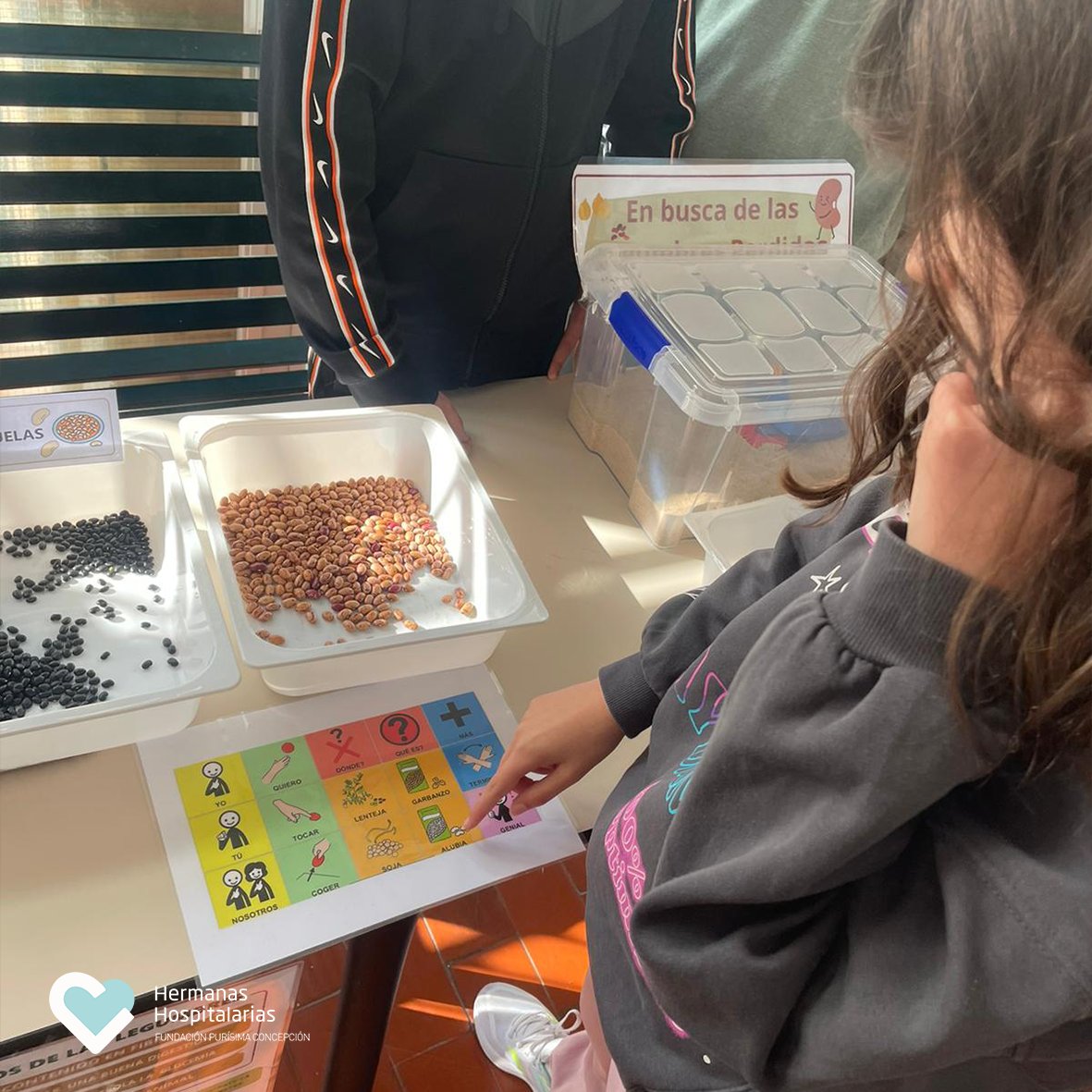 HospitalariasGr's tweet image. 🌱 ¡Hoy celebramos el #DíaMundialDeLasLegumbres!  Dentro de la línea de actuación de #HábitosDeVidaSaludable del #ProgramaCIMA de @EducaAnd 

GRATUITO  #BancoDeRecursos cuaderno de trabajo y vídeo 👉 fpurisimaconcepcion.org/banco-de-recur… 🌿💡  
#FundaciónPurísimaConcepción  #SomosHospitalarias