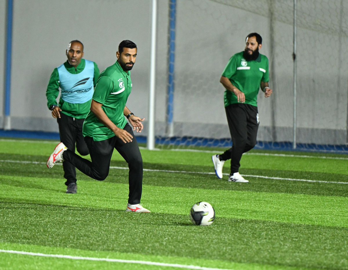 الإدارة الفنية في الاتحاد السعودي لكرة القدم تختتم المرحلة الثالثة والأخيرة من دورة الرخصة التدريبية الآسيوية (B) بمشاركة 68 مدربًا في الرياض وجدة والدمام. 
🔗- saff.com.sa/news.php?id=34…