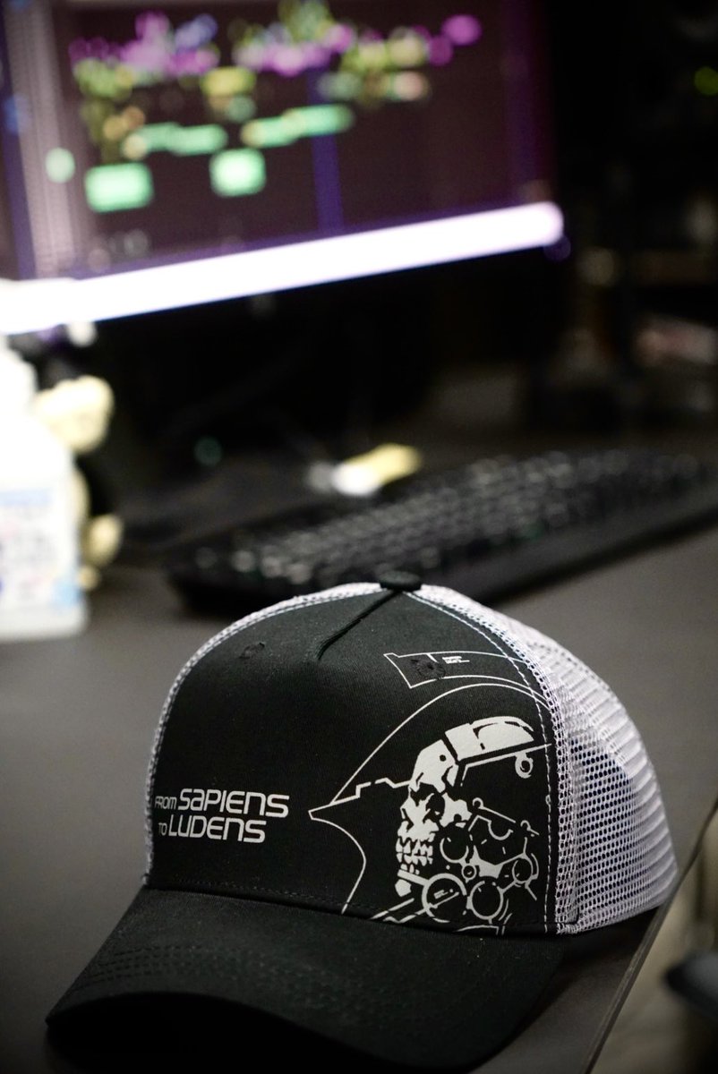 HIDEO_KOJIMA_EN's tweet photo. Editing🎬🎥 https://t.co/MYRmq7qMVT